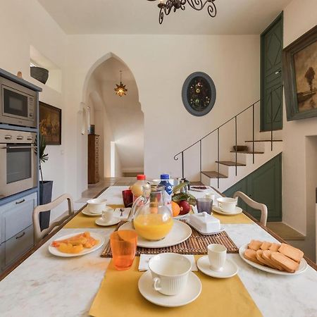 Villa Casablanca By Perle Di Puglia Алецио Екстериор снимка