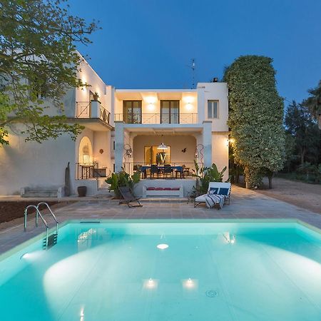 Villa Casablanca By Perle Di Puglia Алецио Екстериор снимка