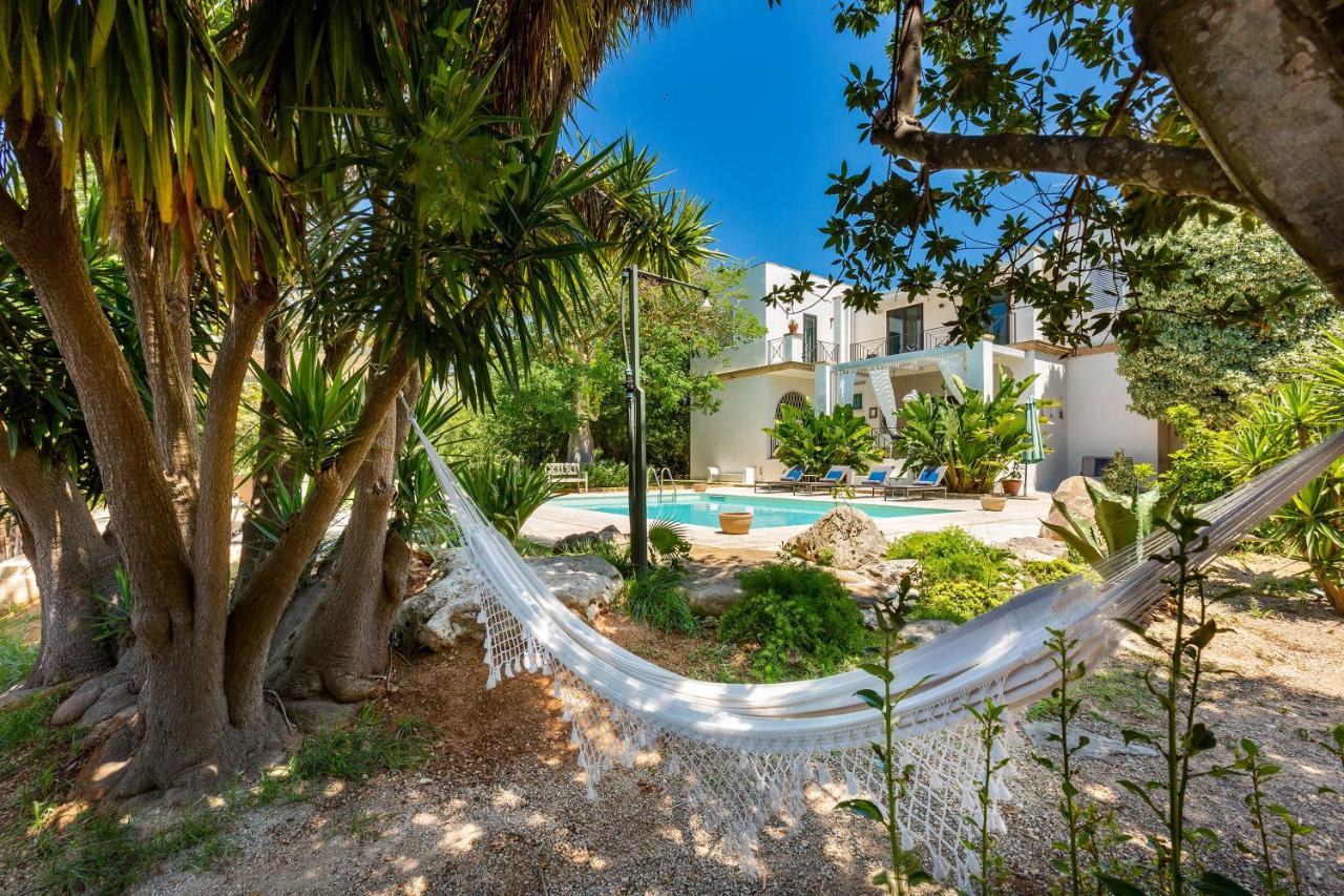 Villa Casablanca By Perle Di Puglia Алецио Екстериор снимка
