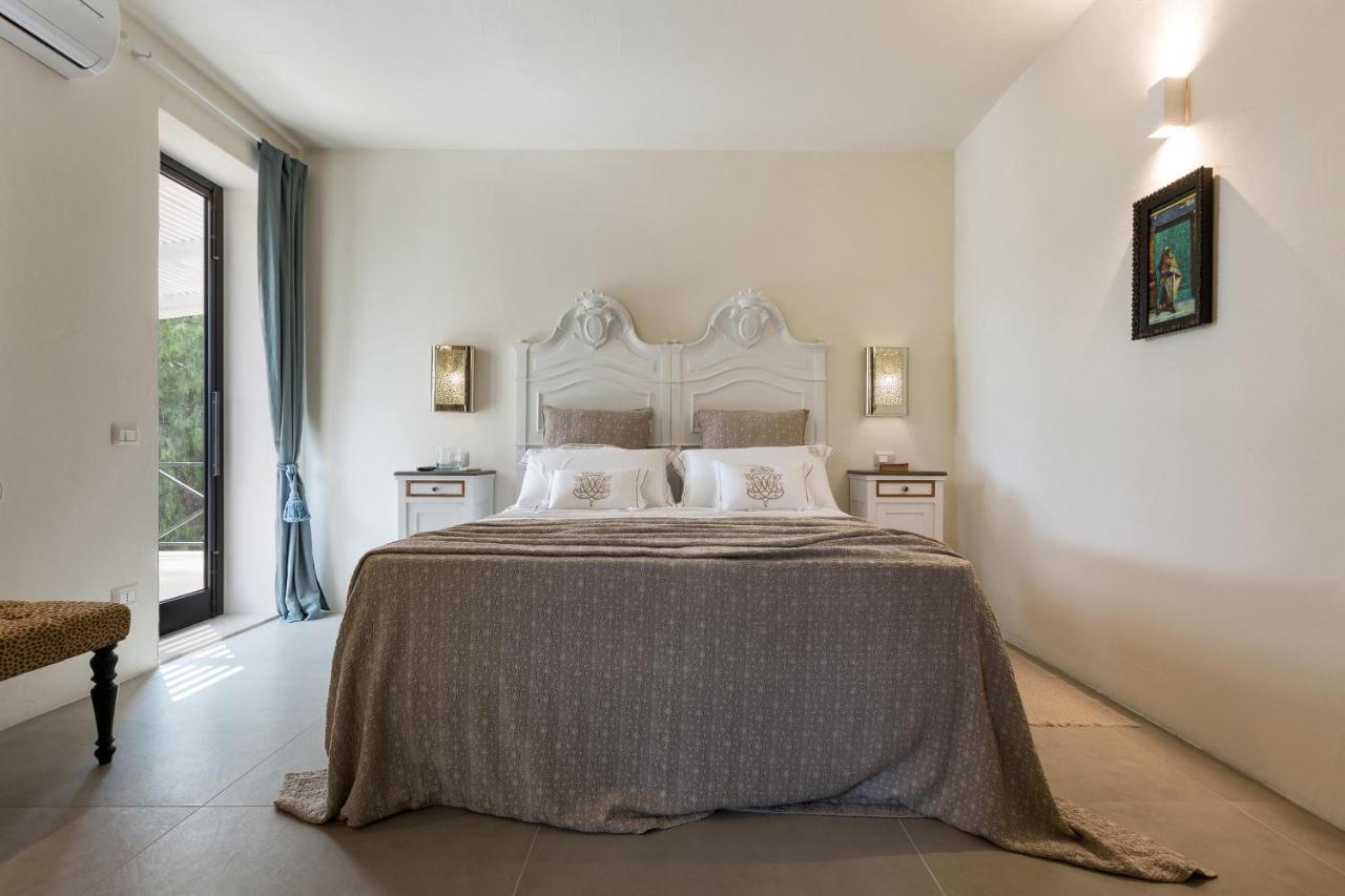 Villa Casablanca By Perle Di Puglia Алецио Екстериор снимка