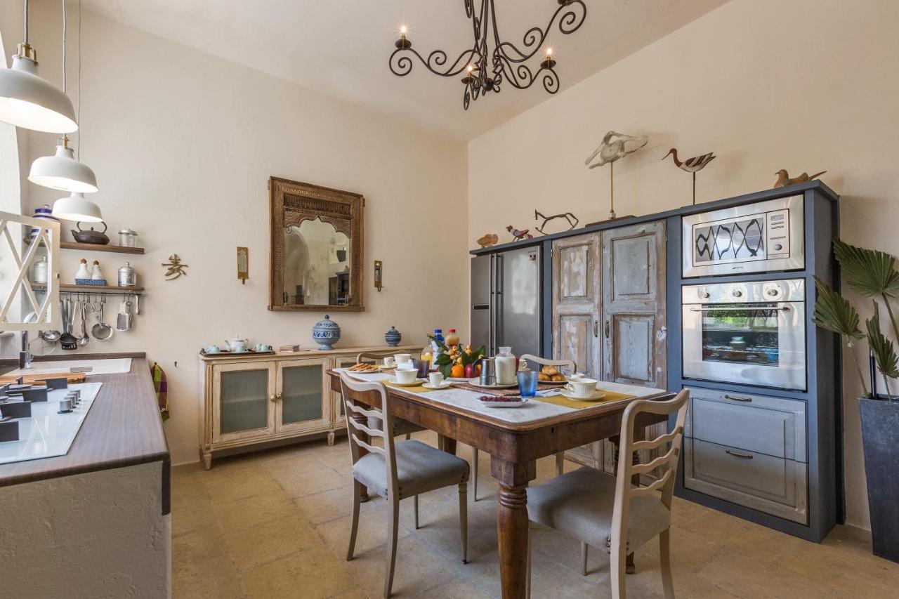 Villa Casablanca By Perle Di Puglia Алецио Екстериор снимка
