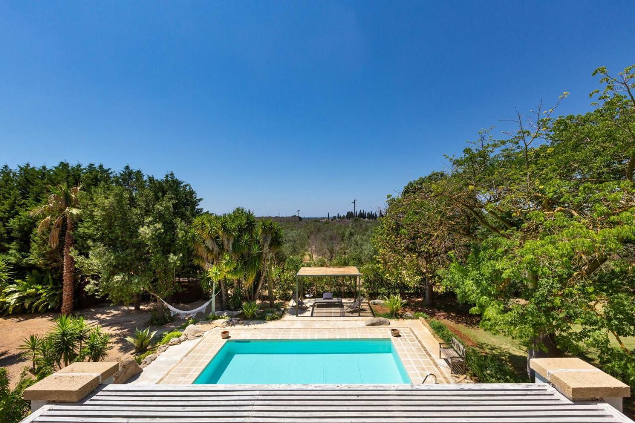 Villa Casablanca By Perle Di Puglia Алецио Екстериор снимка