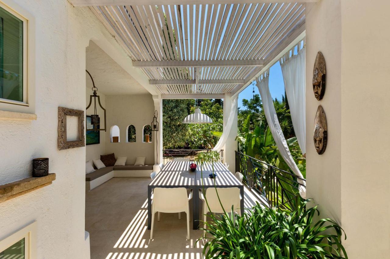 Villa Casablanca By Perle Di Puglia Алецио Екстериор снимка