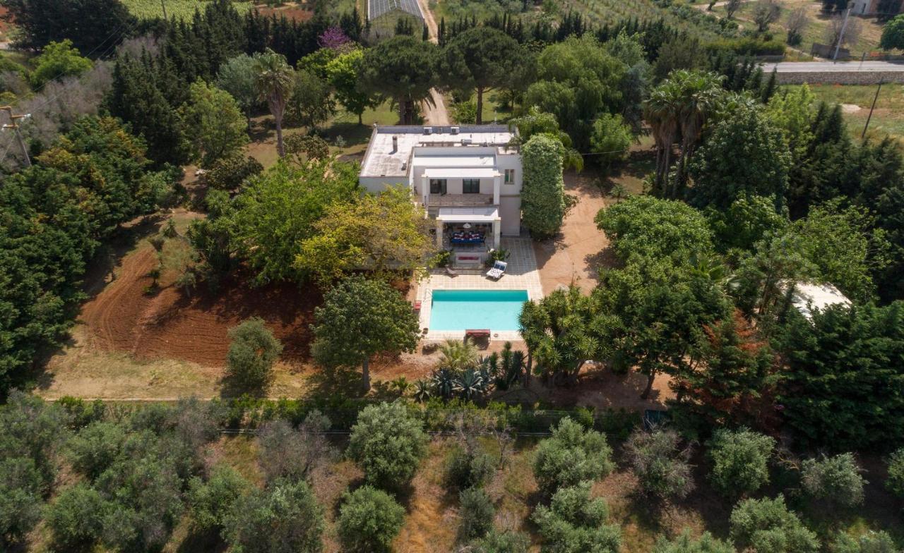Villa Casablanca By Perle Di Puglia Алецио Екстериор снимка